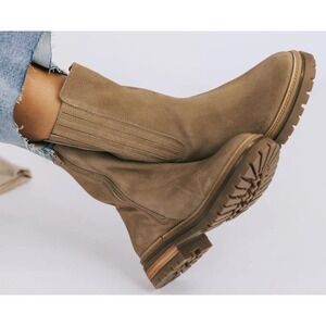 Seychelles Women's‎ Taupe Suede Leather Ankle Boots Lug Platform Side Zip Size 6